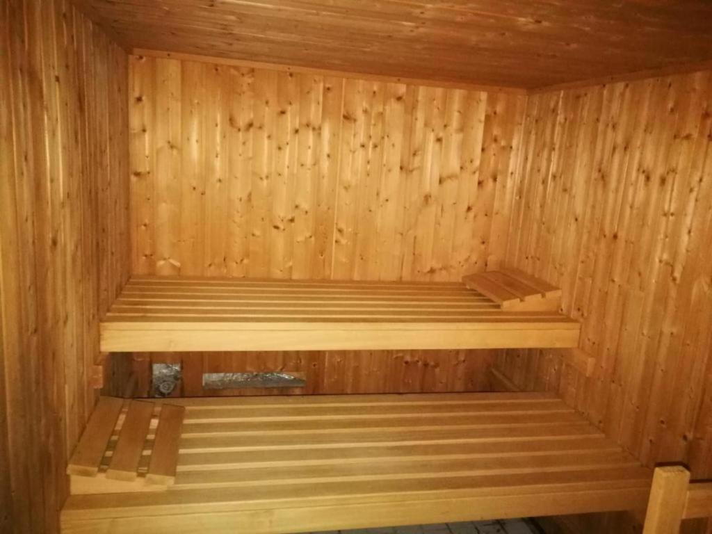 Ferienwohnung Toskana Mit Schwimmbad Und Sauna Bad Bergzabern Bagian luar foto